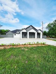 3822 Vandervort Drive, Dallas, TX 75216