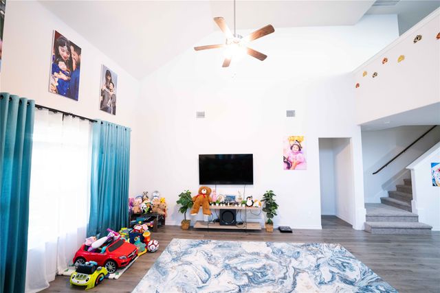 9820 Elk Falls Lane, Aubrey, TX 76227