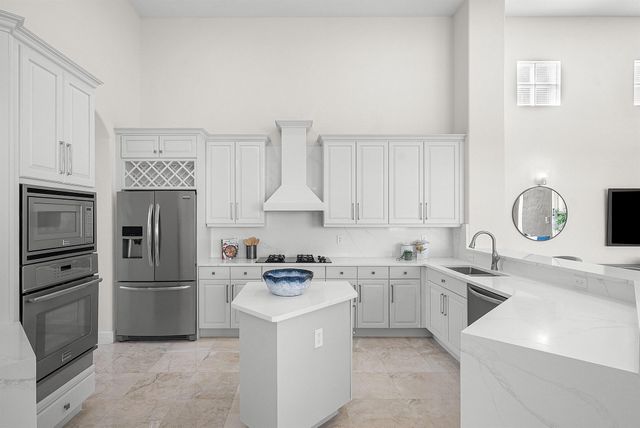 6468 Polo Pointe Way, Delray Beach, FL 33484