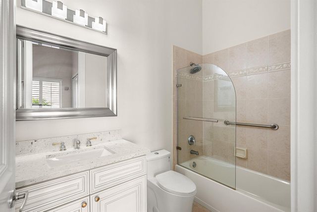 6468 Polo Pointe Way, Delray Beach, FL 33484