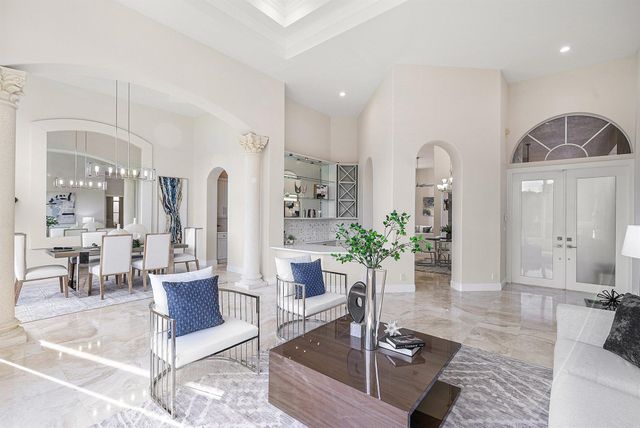 6468 Polo Pointe Way, Delray Beach, FL 33484