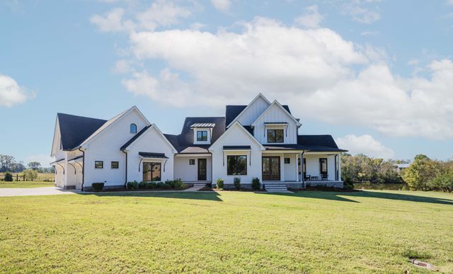 1027 Shimmering Way, Gallatin, TN 37066