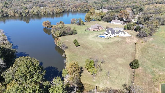 1027 Shimmering Way, Gallatin, TN 37066