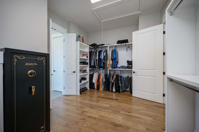 1027 Shimmering Way, Gallatin, TN 37066