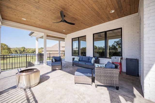 1027 Shimmering Way, Gallatin, TN 37066