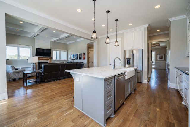 1027 Shimmering Way, Gallatin, TN 37066