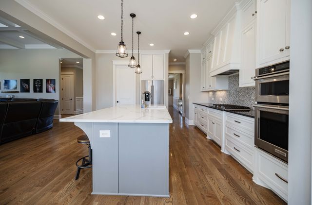 1027 Shimmering Way, Gallatin, TN 37066