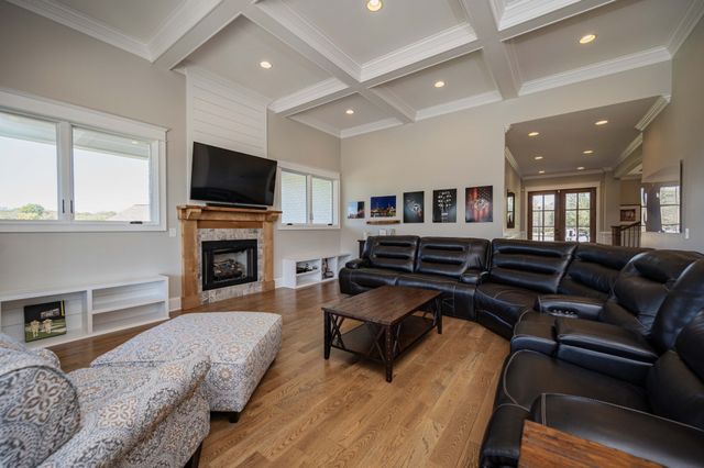 1027 Shimmering Way, Gallatin, TN 37066