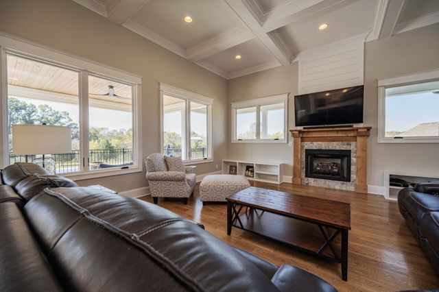 1027 Shimmering Way, Gallatin, TN 37066