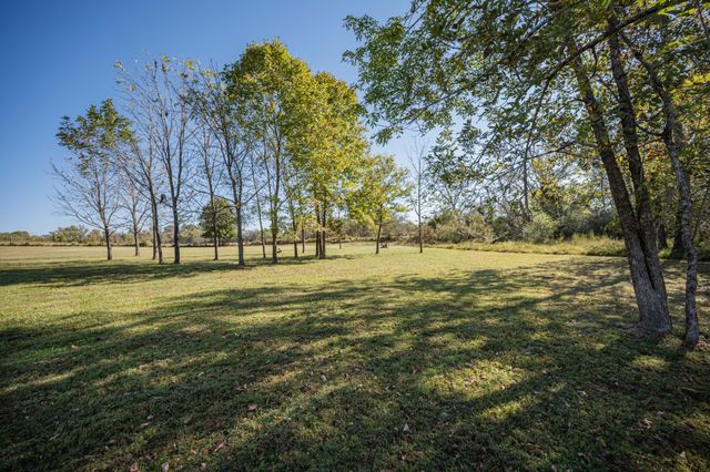 1027 Shimmering Way, Gallatin, TN 37066