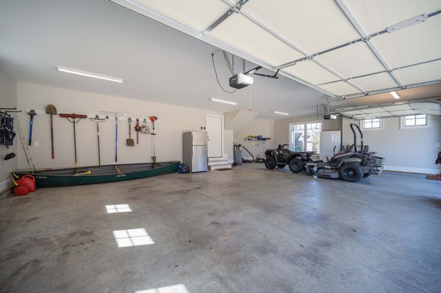 1027 Shimmering Way, Gallatin, TN 37066