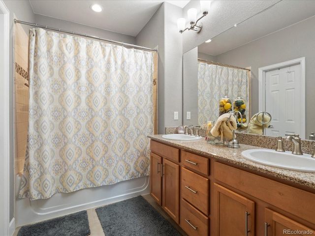 3616 S Lisbon Ct, Aurora, CO 80013