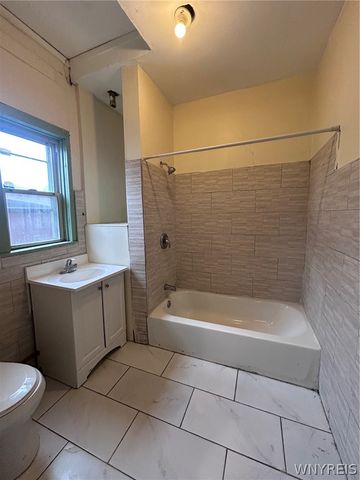 528 Fulton Street, Buffalo, NY 14210