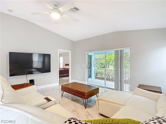 1891 Corona Del Sire DR, North Fort Myers, FL 33917