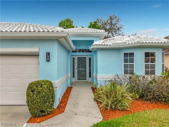 1891 Corona Del Sire DR, North Fort Myers, FL 33917
