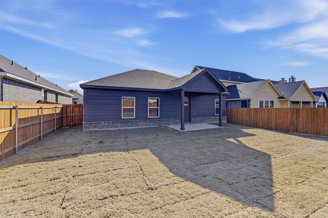 3509 Helena Street, Gainesville, TX 76240