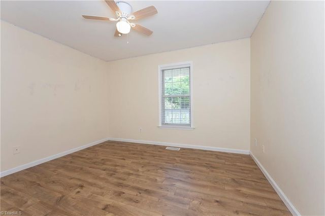 720 Wallridge Drive, Winston-salem, NC 27106