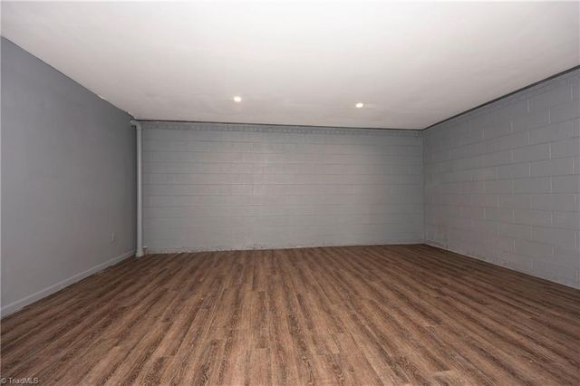 720 Wallridge Drive, Winston-salem, NC 27106