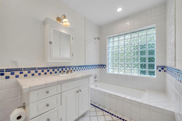 700 PINETREE ROAD, Winter Park, FL 32789