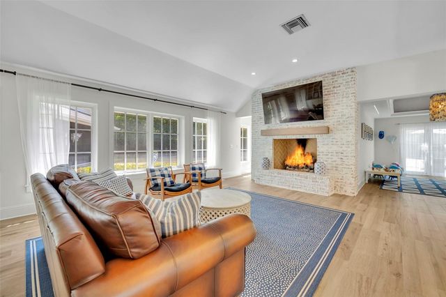 700 PINETREE ROAD, Winter Park, FL 32789