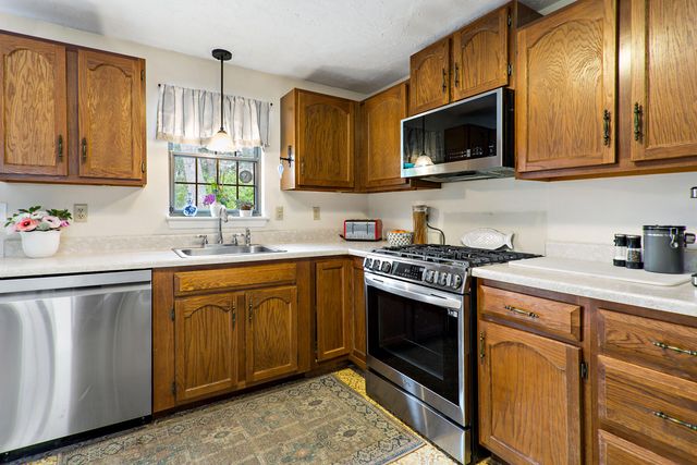 7 Bonnie Briar Road, Osterville, MA 02655