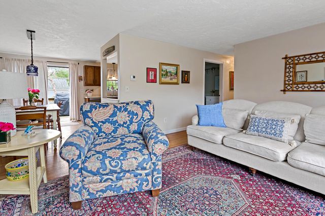 7 Bonnie Briar Road, Osterville, MA 02655