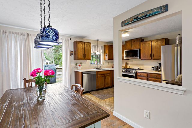 7 Bonnie Briar Road, Osterville, MA 02655