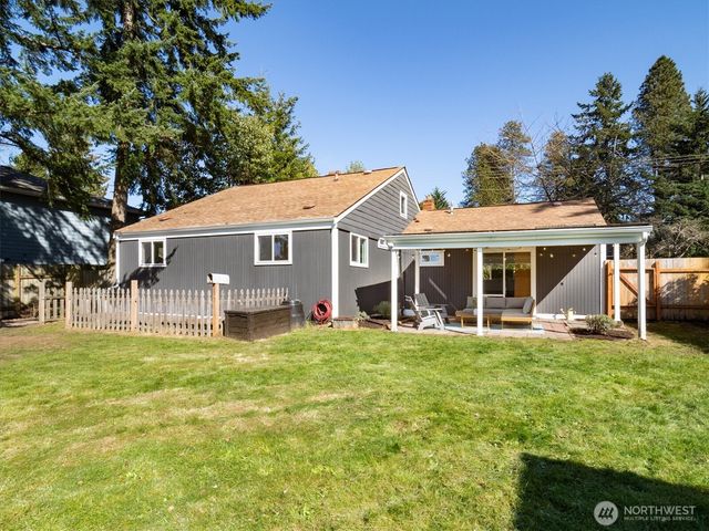 15919 19th Avenue SW, Burien, WA 98166