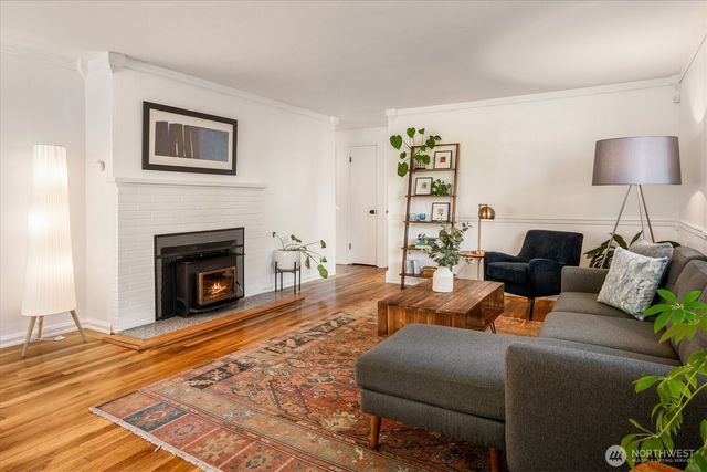 15919 19th Avenue SW, Burien, WA 98166