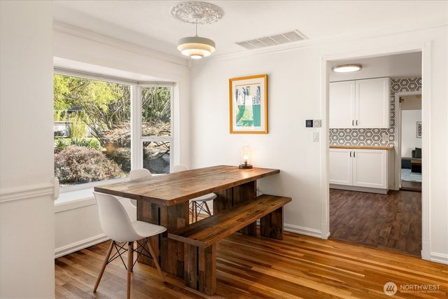 15919 19th Avenue SW, Burien, WA 98166