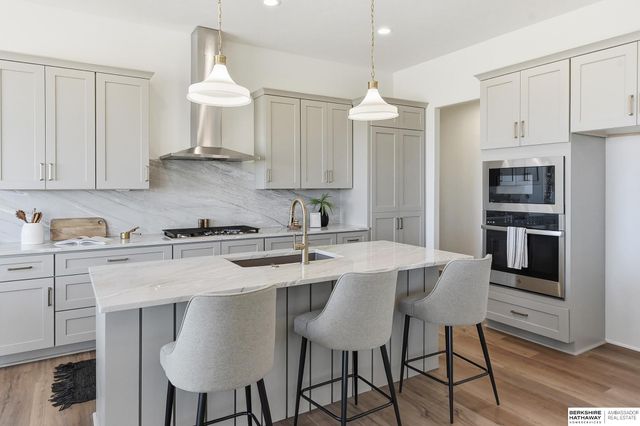 6208 N 209th Street, Elkhorn, NE 68022