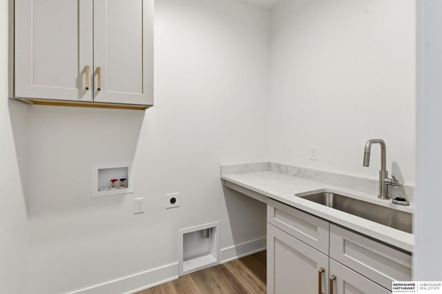 6208 N 209th Street, Elkhorn, NE 68022