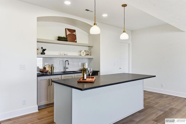 6208 N 209th Street, Elkhorn, NE 68022