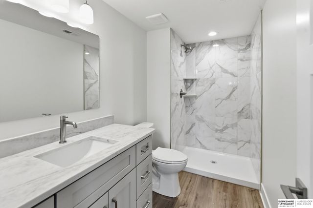 6208 N 209th Street, Elkhorn, NE 68022