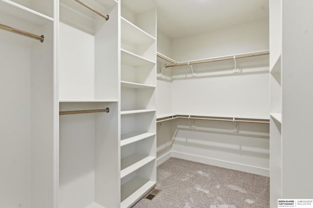 6208 N 209th Street, Elkhorn, NE 68022