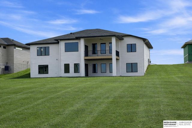 6208 N 209th Street, Elkhorn, NE 68022