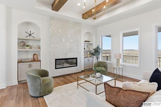 6208 N 209th Street, Elkhorn, NE 68022