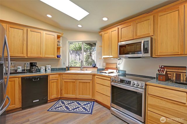 2942 Janet Avenue, Camano Island, WA 98282