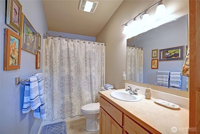 2942 Janet Avenue, Camano Island, WA 98282