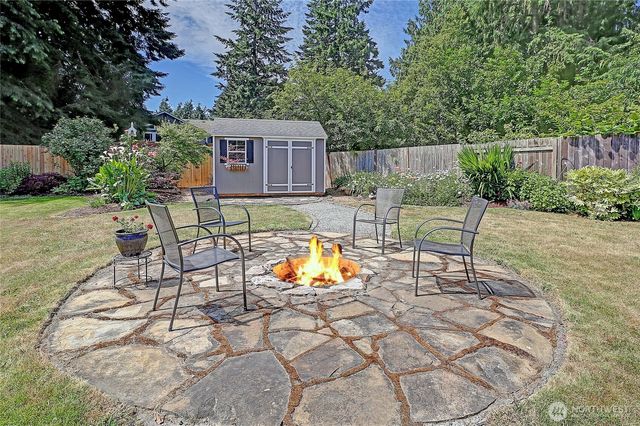 2942 Janet Avenue, Camano Island, WA 98282