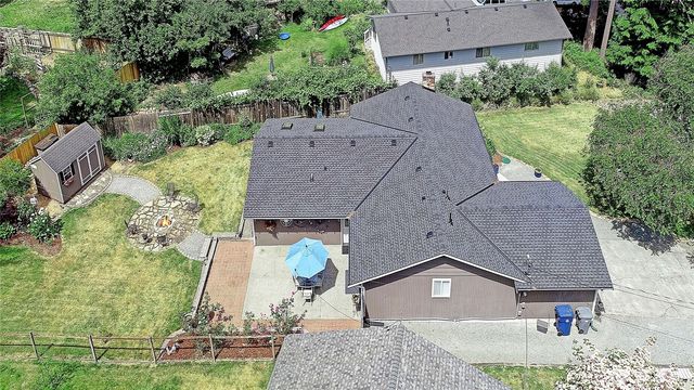 2942 Janet Avenue, Camano Island, WA 98282