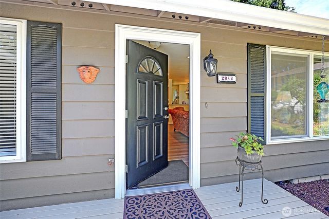 2942 Janet Avenue, Camano Island, WA 98282
