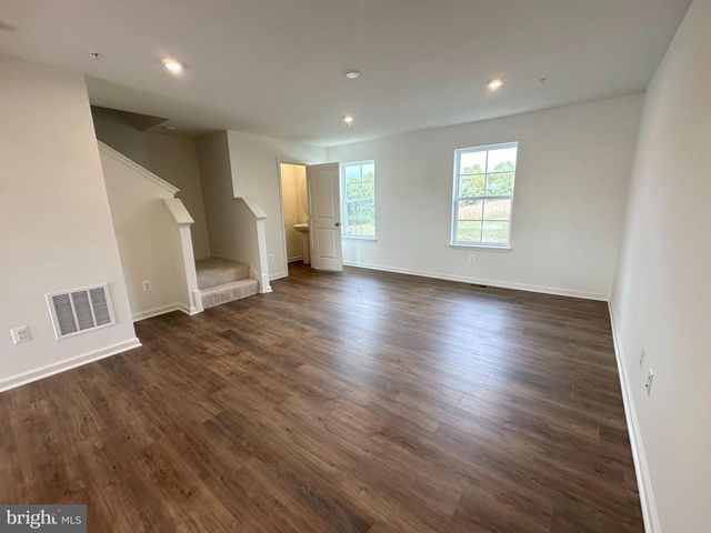151 HOMESTEAD DR, Hanover, PA 17331