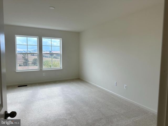 151 HOMESTEAD DR, Hanover, PA 17331