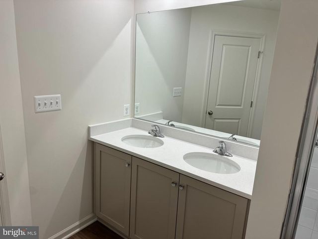 151 HOMESTEAD DR, Hanover, PA 17331
