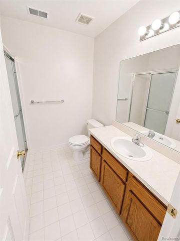16373 Grandview Drive, Macomb, MI 48044