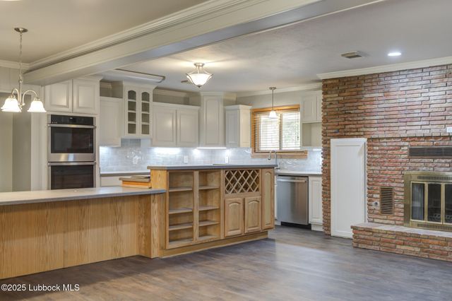 1308 E Buckley Street, Brownfield, TX 79316