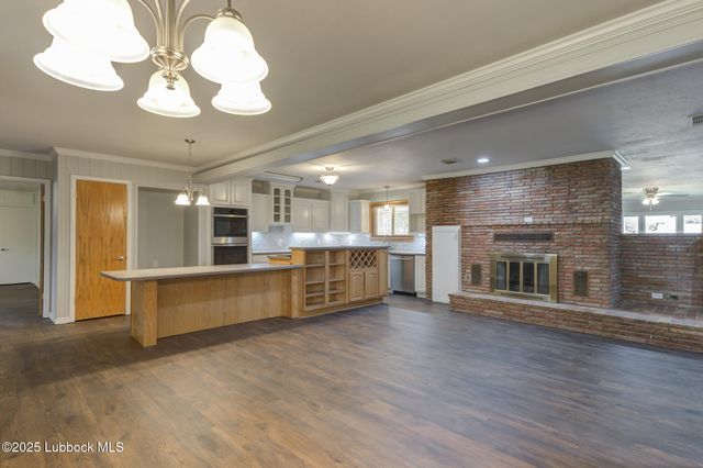 1308 E Buckley Street, Brownfield, TX 79316