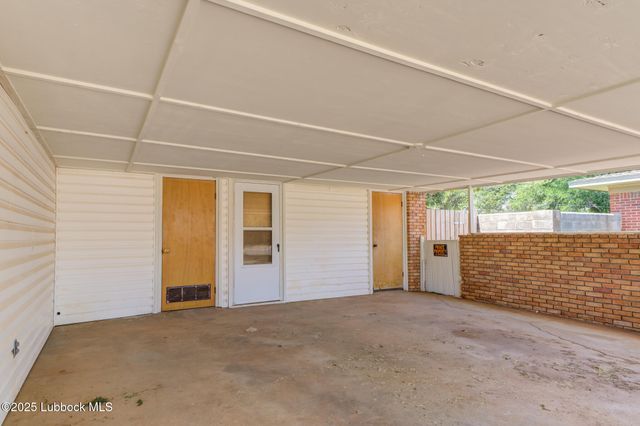 1308 E Buckley Street, Brownfield, TX 79316