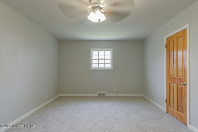 1308 E Buckley Street, Brownfield, TX 79316